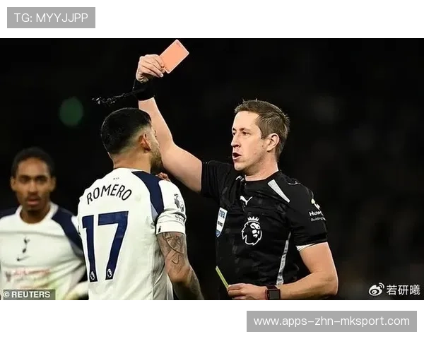 理查兹怒轰热刺双星：呼吁弗兰克封杀，16万周薪大佬遭炮轰，理查兹拳手