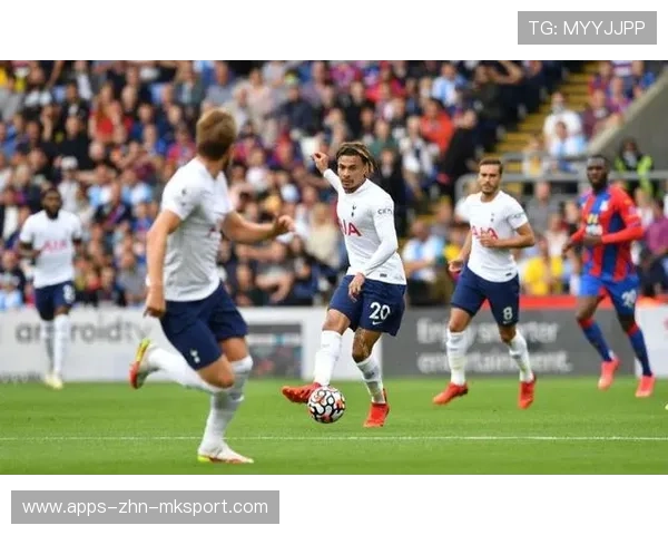 水晶宫右路渗透成为亮点，攻守兼备展现魅力